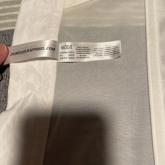 46DD strapless bra NWOT - Picture 3 of 3